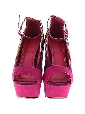 Liliana Wedges (view 2)