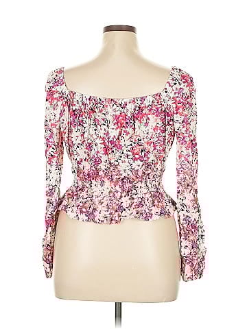 ASTR The Label 3/4 Sleeve Blouse (view 2)