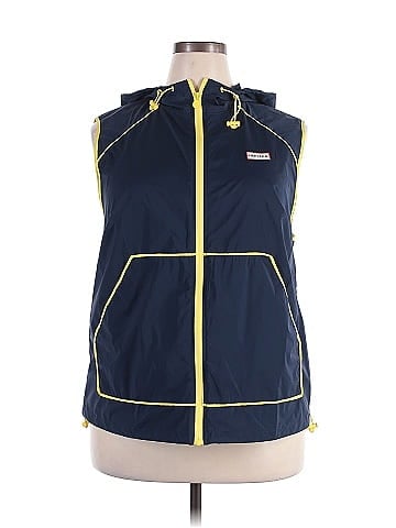Hunter Vest (view 1)