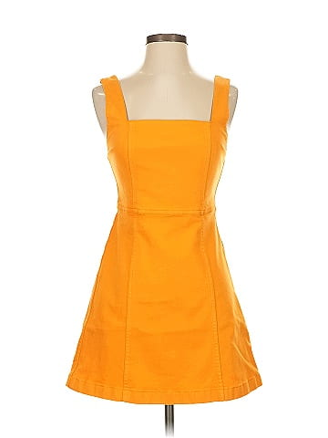 Alice + Olivia Casual Dress (view 1)