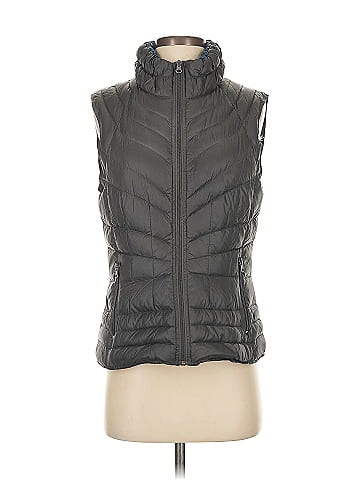 Bernardo Vest (view 1)