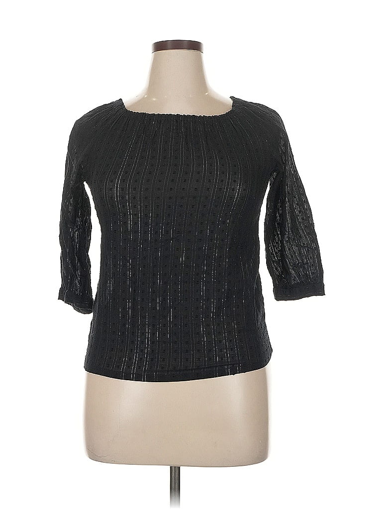Click to view more detailed imagery on our partner's website Pre-owned Old Navy 3/4 Sleeve Top Black Boatneck Tops