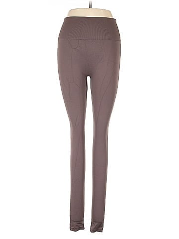 PrettyLittleThing Active Pants (view 1)