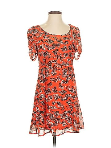 Pins and Needles Casual Dress (view 1)