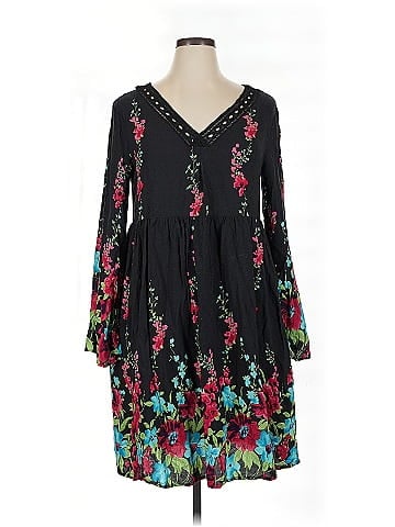 Suzanne Betro Casual Dress (view 1)