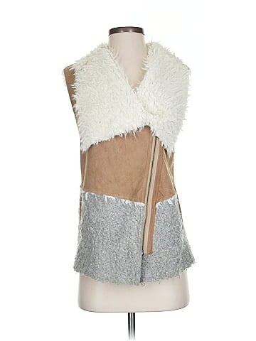 Saturday Sunday Faux Fur Vest (view 1)