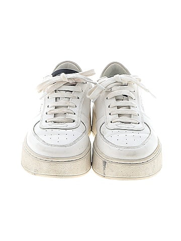 Axel Arigato Sneakers (view 2)