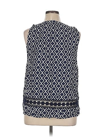 Crown & Ivy Tank Top (view 2)