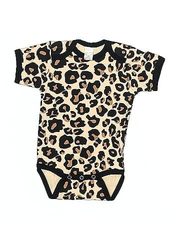 Laughing Giraffe Short Sleeve Onesie (view 1)
