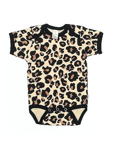 Laughing Giraffe Short Sleeve Onesie (view 1)