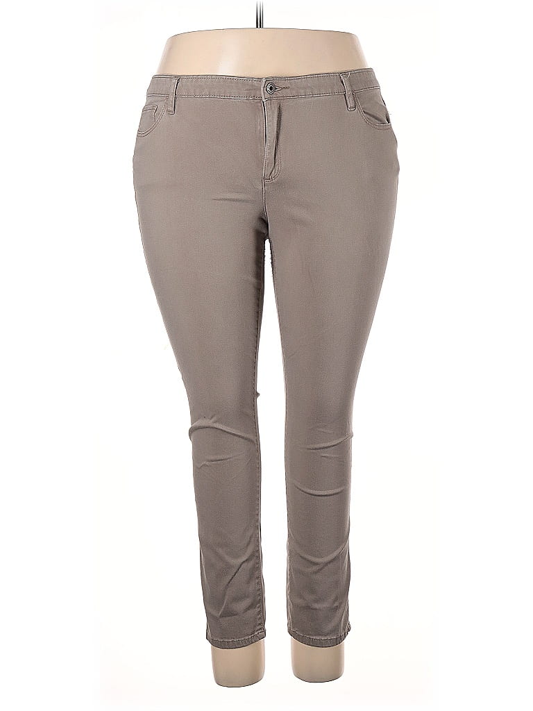 Click to view more detailed imagery on our partner's website Pre-owned Liz Claiborne Khaki Pant In Gray