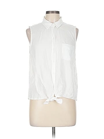 BeachLunchLounge Sleeveless Button-Down Shirt (view 1)