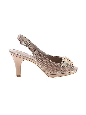 Karen Scott Heels (view 1)