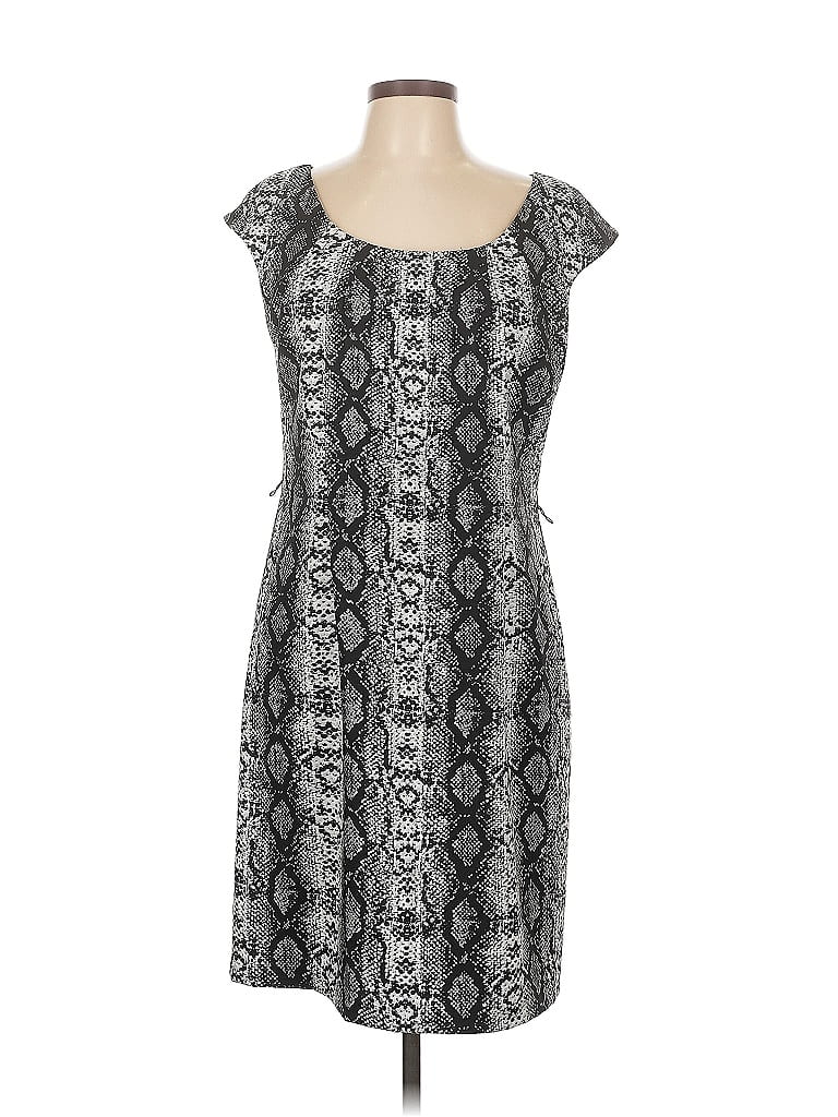 Pre-owned Ronni Nicole Cocktail Dress In Gray