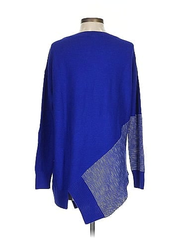 St. John Pullover Sweater (view 2)