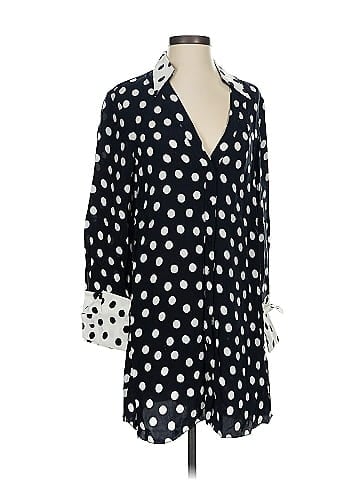 Alice + Olivia Casual Dress (view 1)
