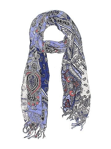 Isa & Stef Scarf (view 1)