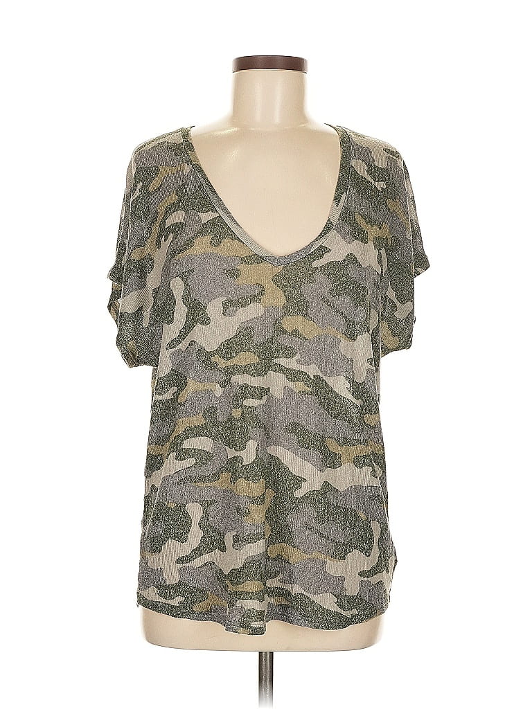 Pre-owned Express One Eleven Short Sleeve Top Gray Camo Pattern Scoop Neck Tops