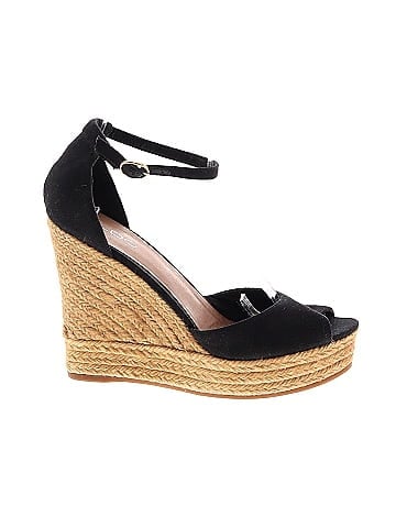 Aldo Wedges (view 1)