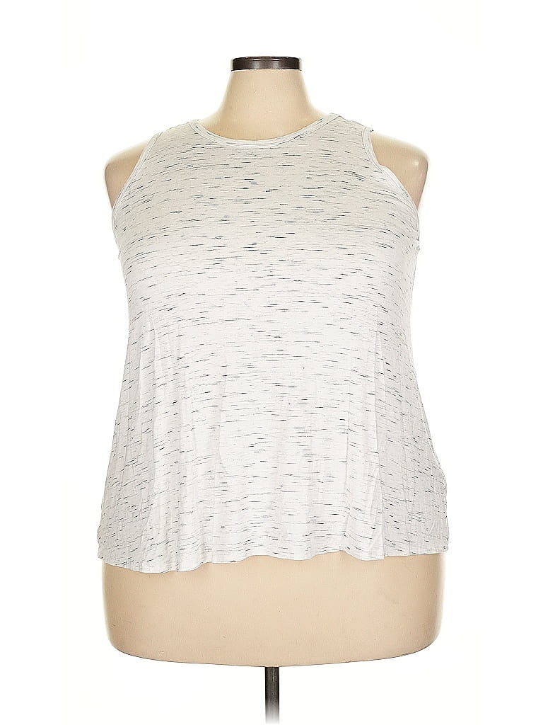 Pre-owned Old Navy Sleeveless T-shirt In Silver