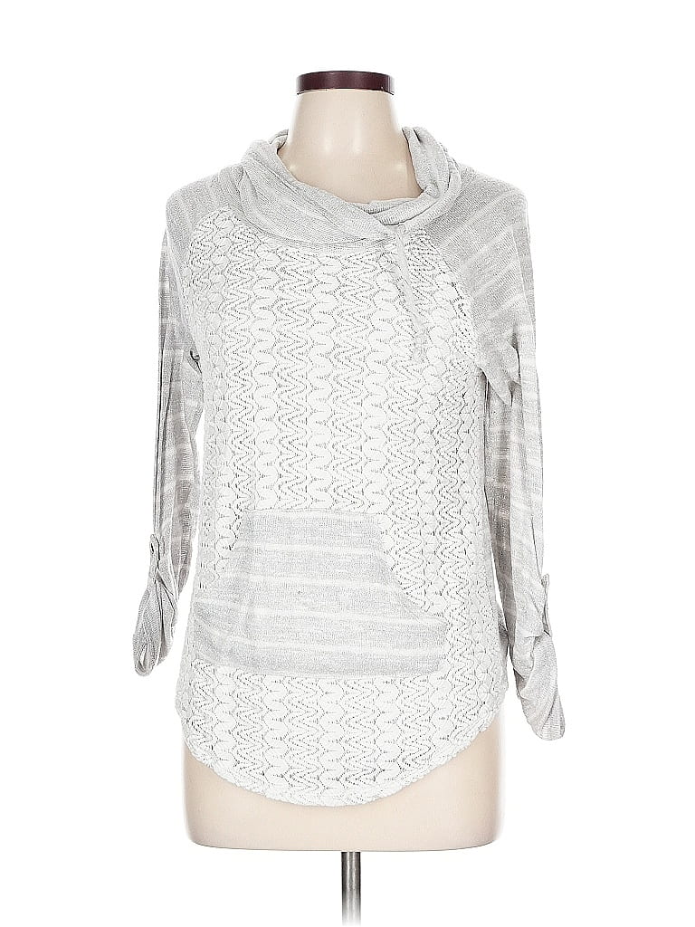 No Boundaries Silver Pullover Sweater Size L - photo 1