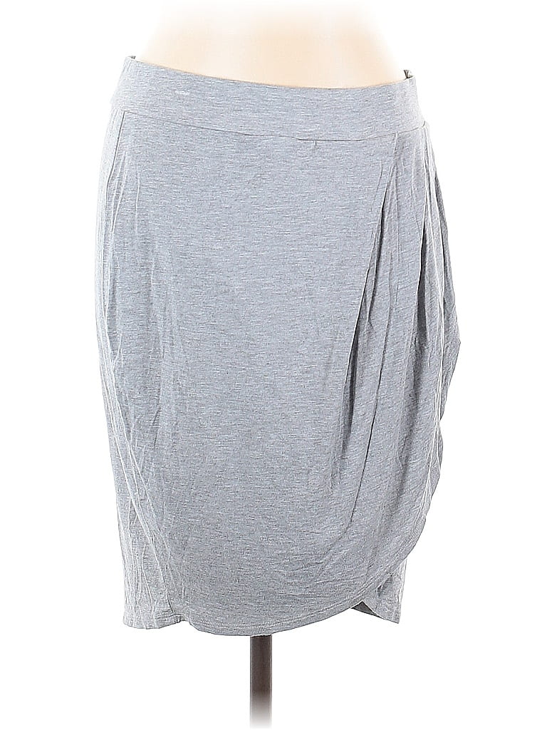 Click to view more detailed imagery on our partner's website Pre-owned Fabletics Casual Skirt In Gray