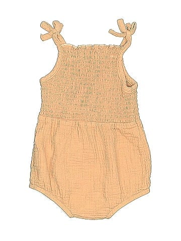 Grayson Mini Short Sleeve Outfit (view 2)