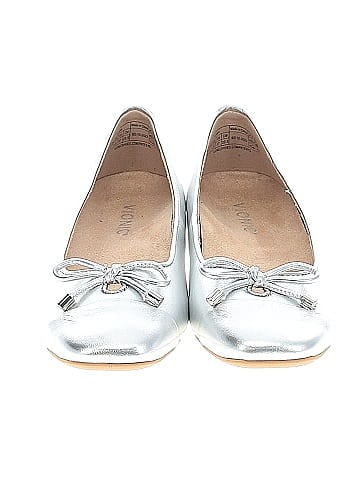 Vionic Flats (view 2)