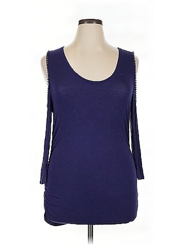 Jennifer Lopez 3/4 Sleeve Top (view 1)
