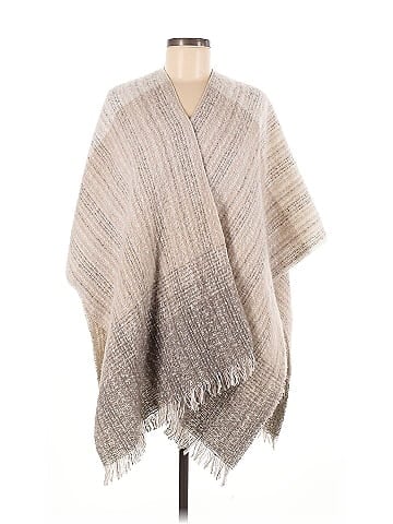 Cejon Poncho (view 1)