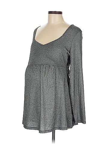 Old Navy - Maternity Long Sleeve Top (view 1)