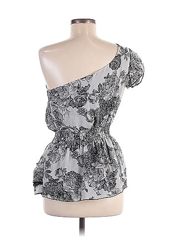 Studio Y Sleeveless Blouse (view 2)