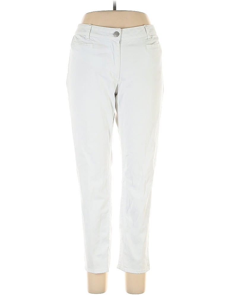 Click to view more detailed imagery on our partner's website Pre-owned Lands' End Casual Pants In White