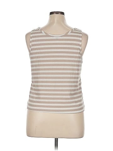 Fore Sleeveless Top (view 2)