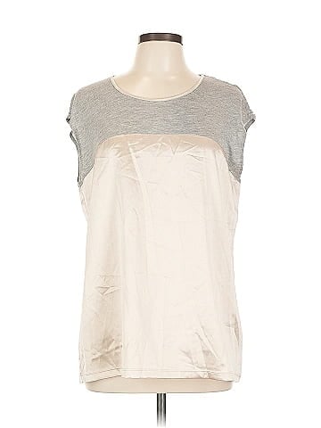 Daisy Fuentes Sleeveless T-Shirt (view 1)