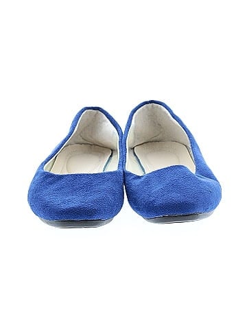 Unbranded Flats (view 2)