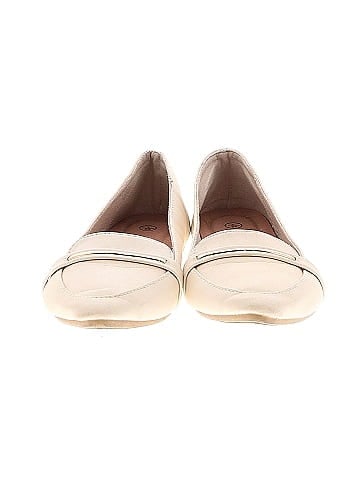 Unbranded Flats (view 2)
