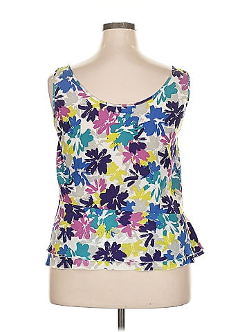 Gap Outlet Tank Top (view 2)