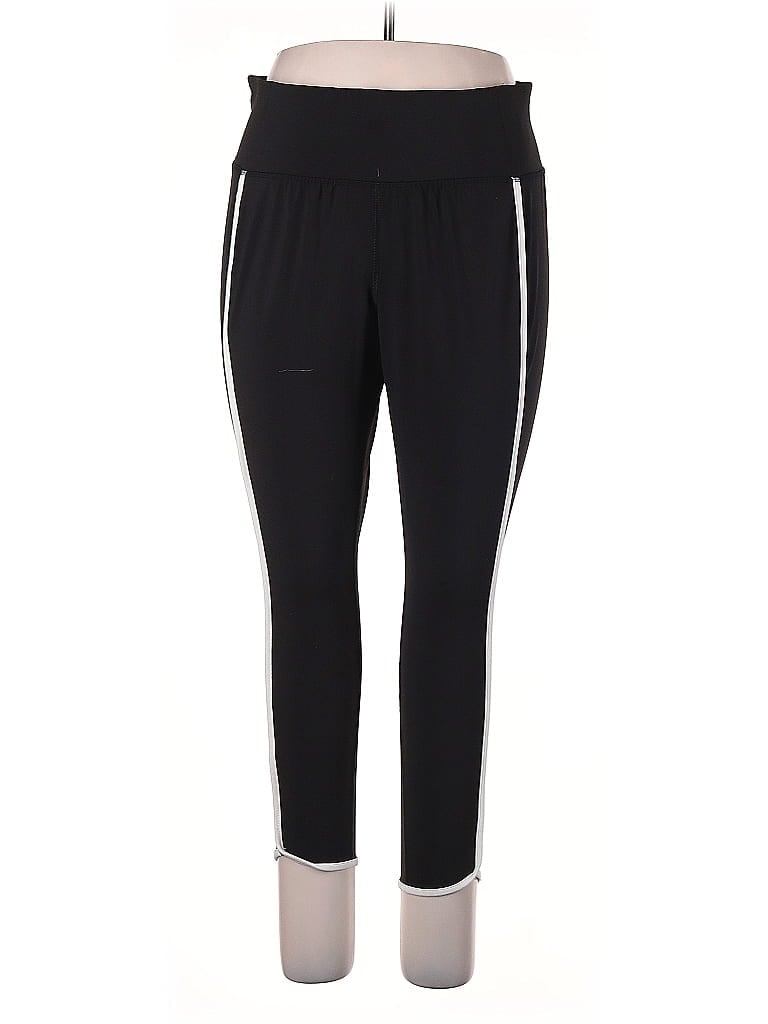 Pre-owned Livi Active Pants In Black