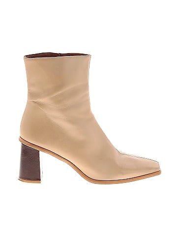 ALOHAS Boots (view 1)