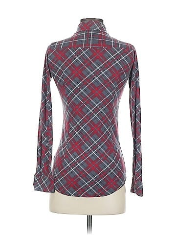 Derek Heart Long Sleeve Button-Down Shirt (view 2)