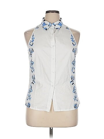 Emery Rose Sleeveless Button-Down Shirt (view 1)
