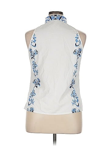 Emery Rose Sleeveless Button-Down Shirt (view 2)