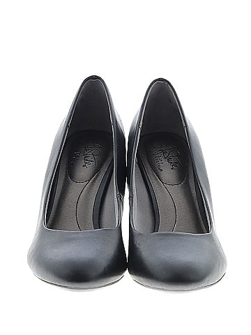 Life Stride Heels (view 2)