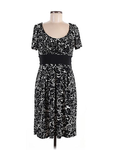 Danny & Nicole Casual Dress (view 1)
