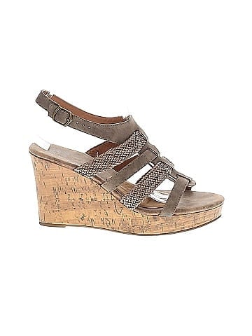 Maurices Wedges (view 1)