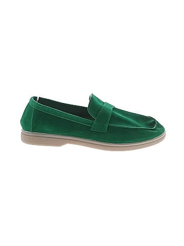 Unbranded Flats (view 1)