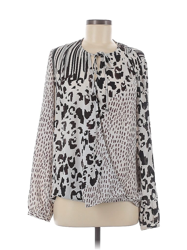 Pre-owned Cabi Long Sleeve Blouse In Silver