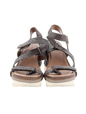 Crown Vintage Wedges (view 2)
