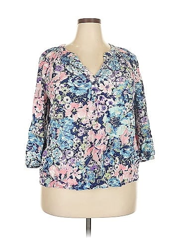 Crown & Ivy 3/4 Sleeve Blouse (view 1)